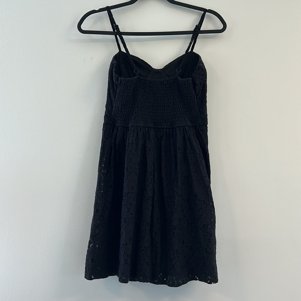 Black lace dress, size Small - Picture 4 of 11
